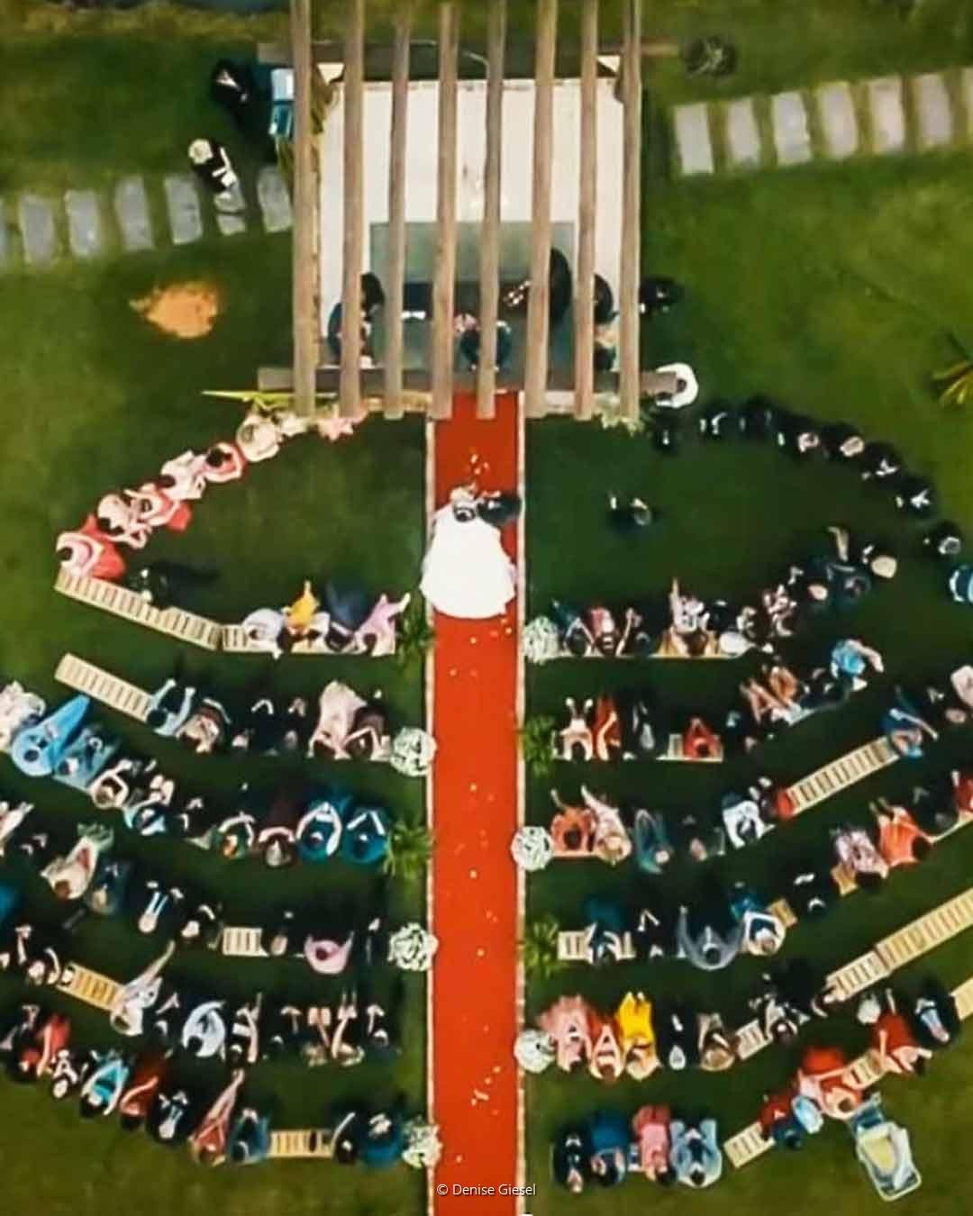 imagem aerea de drone em casamento ao ar livre na estancia eventos em viamao